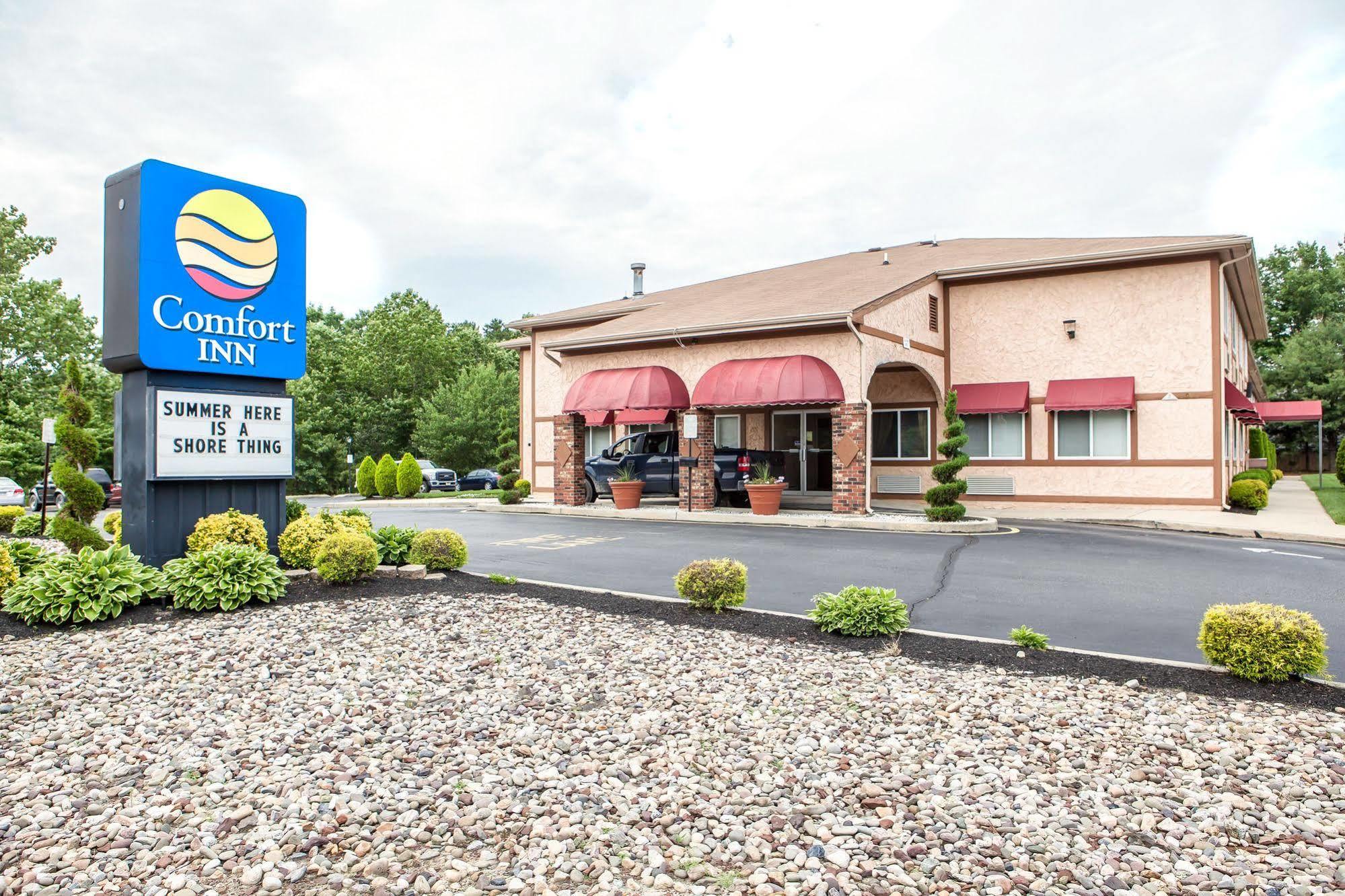 Quality Inn Near Toms River Corporate Park Manchester Township Exterior photo